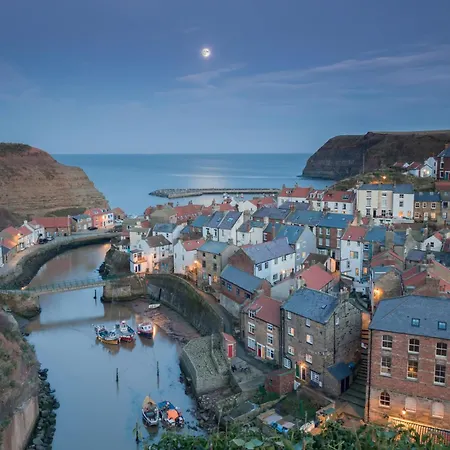 בית נופש Mariners Hall - Elegant Close To Town Centre