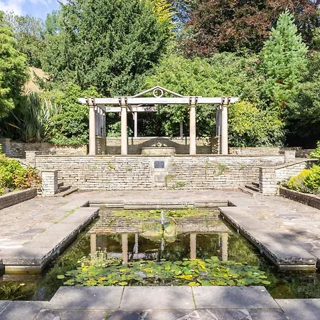 Mariners Hall - Elegant Close To Town Centre *