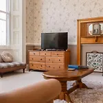 Mariners Hall - Elegant Close To Town Centre Prázdninový dům Whitby