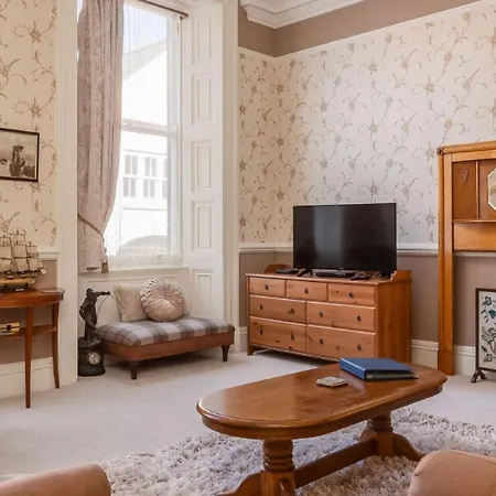 度假居 Mariners Hall - Elegant Close To Town Centre