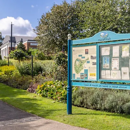 Casa de Férias Mariners Hall - Elegant Close To Town Centre Whitby