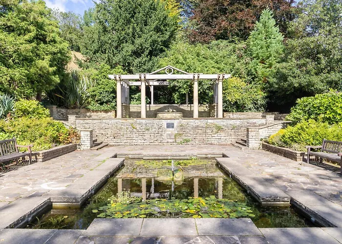 Mariners Hall - Elegant Close To Town Centre *