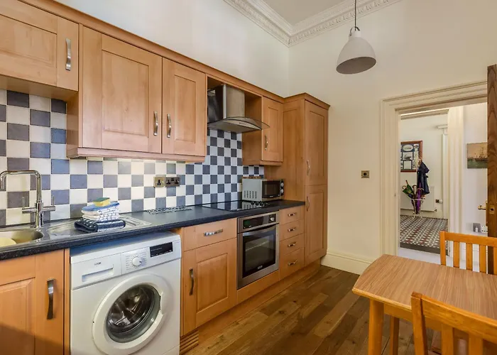 Casa de Férias Mariners Hall - Elegant Close To Town Centre *