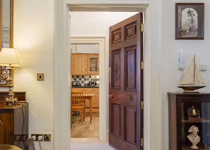 Casa de Férias Mariners Hall - Elegant Close To Town Centre Whitby