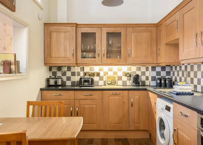 Mariners Hall - Elegant Close To Town Centre * Whitby
